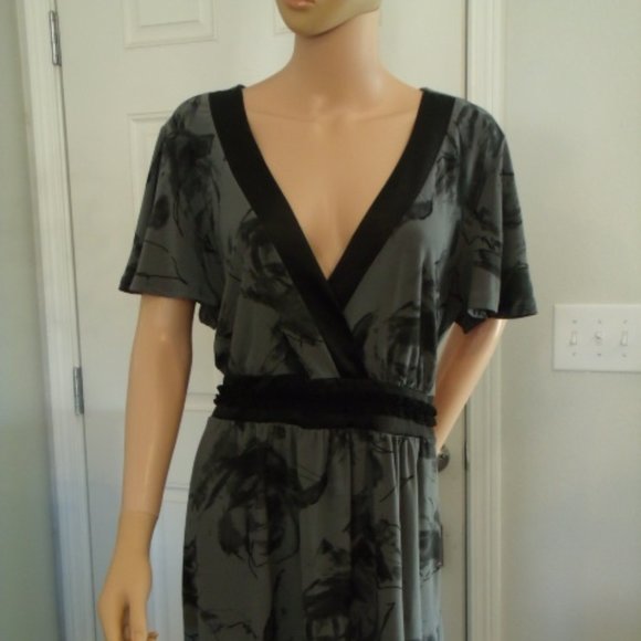 Daisy Fuentes 2X Grey & Black Blouse - Picture 2 of 6